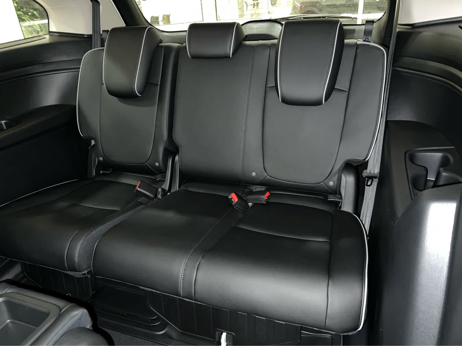 New 2027 Honda Odyssey Touring image 12