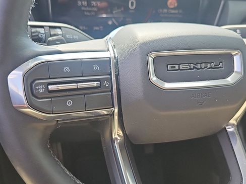 Used 2026 GMC Terrain Denali w/ LPO, Black Badging Package AWD/4WD image 21