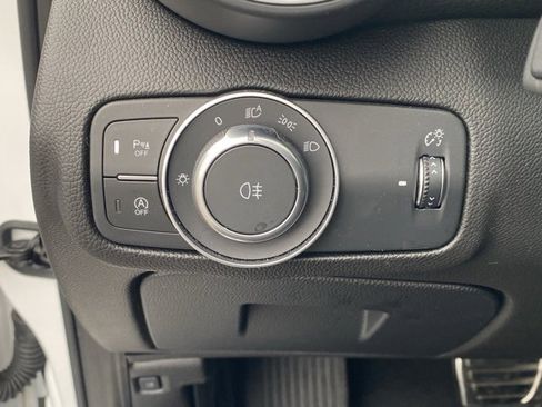 Used 2024 Alfa Romeo Giulia Ti image 34