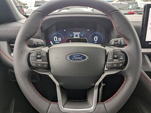 New 2026 Ford Explorer ST-Line image 30