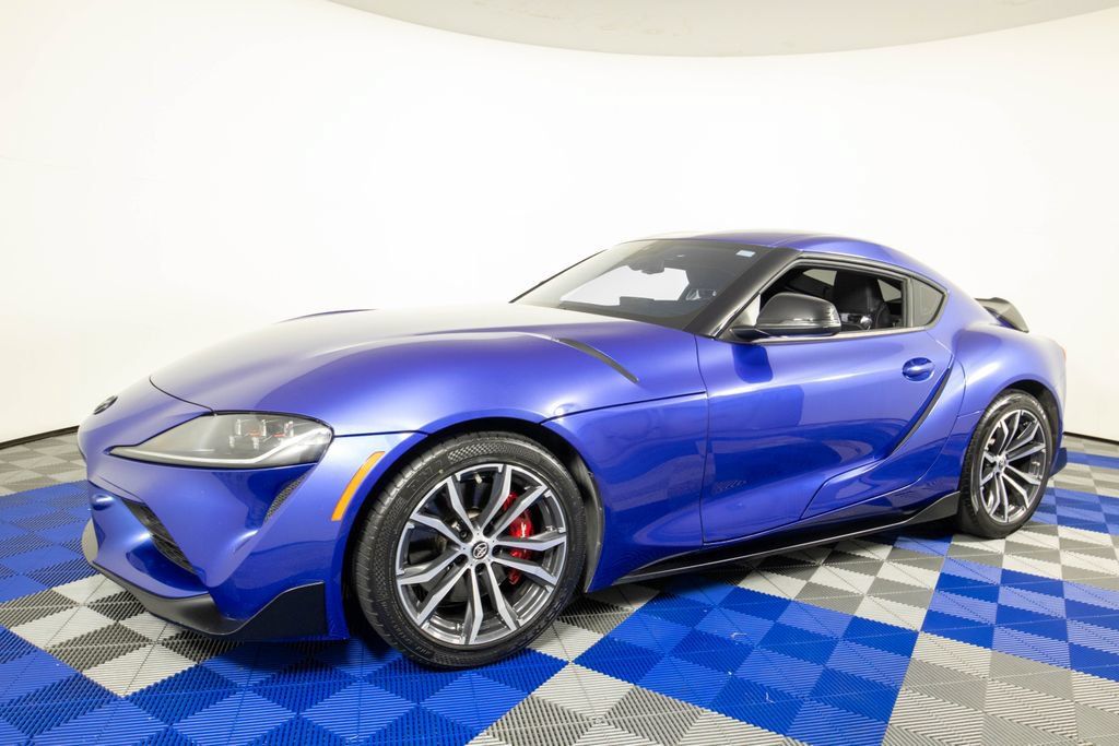 Used 2023 Toyota Supra RWD image 2