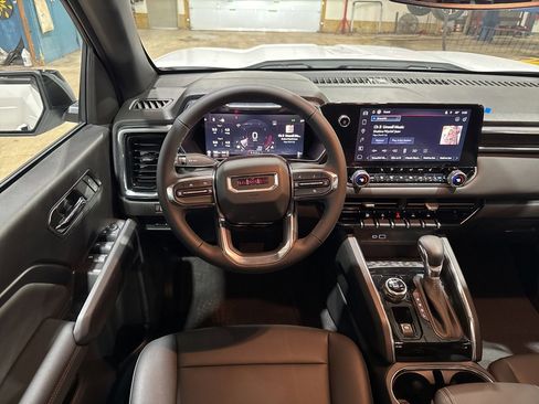 New 2026 GMC Canyon Elevation w/ Convenience Package image 26