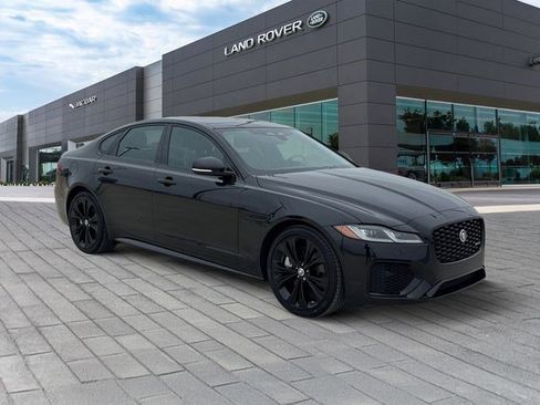 New 2024 Jaguar XF R-Dynamic SE image 7