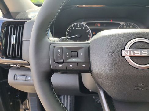 New 2026 Nissan Pathfinder SV w/ SV Premium Package FWD image 23