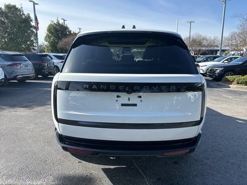 Used 2025 Land Rover Range Rover SE AWD/4WD image 6