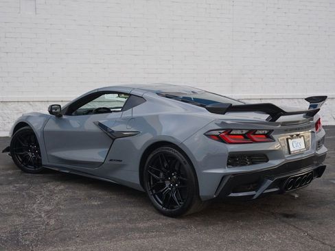 New 2025 Chevrolet Corvette Z06 w/ Z07 Performance Package RWD image 10