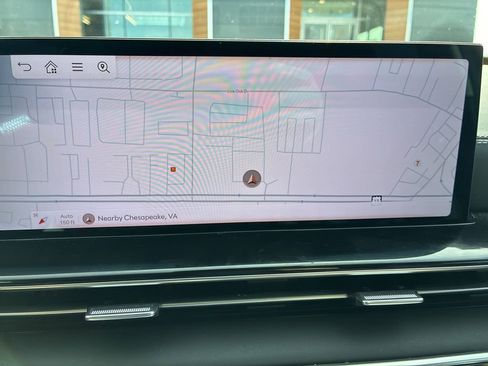 Used 2025 Genesis GV80 2.5T Standard image 21