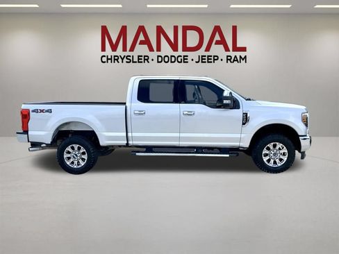 Used 2018 Ford F250 XLT w/ XLT Premium Package AWD/4WD image 4
