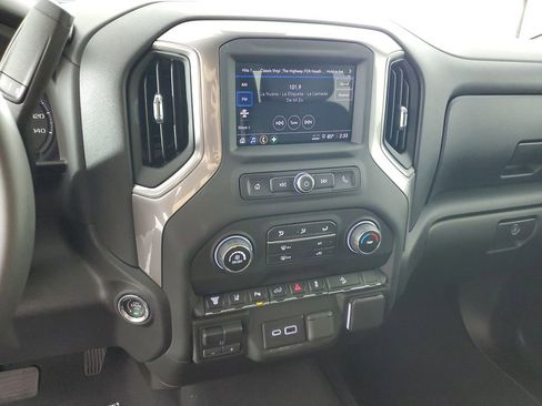 New 2025 Chevrolet Silverado 2500 Custom w/ Custom Value Package image 17