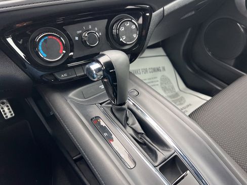 Certified 2022 Honda HR-V Sport image 14