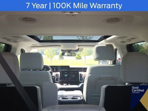 Used 2025 Ford Expedition Max Platinum w/ Driver's Package AWD/4WD image 18