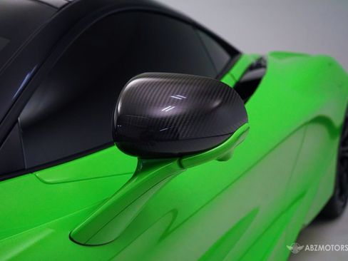 Used 2024 McLaren 750S RWD image 13