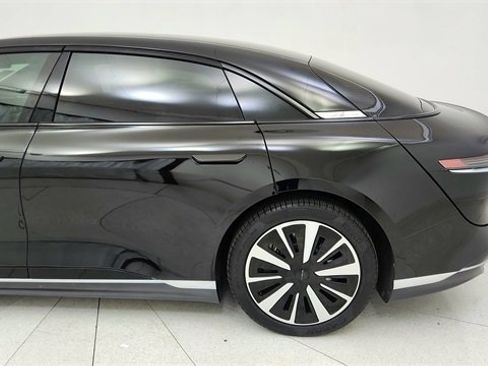 Used 2024 Lucid Air Touring image 10