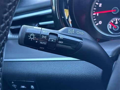 Used 2022 Kia K5 GT-Line image 29