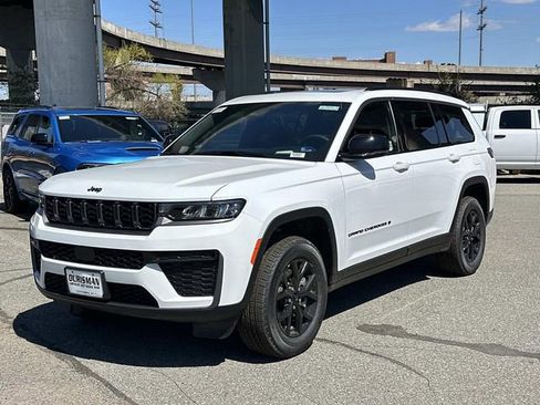 New 2026 Jeep Grand Cherokee L 4WD image 5