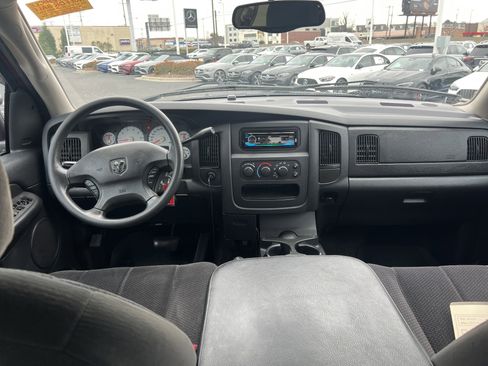 Used 2003 Dodge Ram 1500 Truck SLT image 30