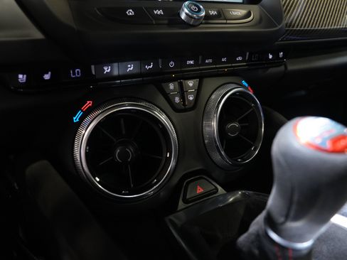 Used 2018 Chevrolet Camaro ZL1 RWD image 41