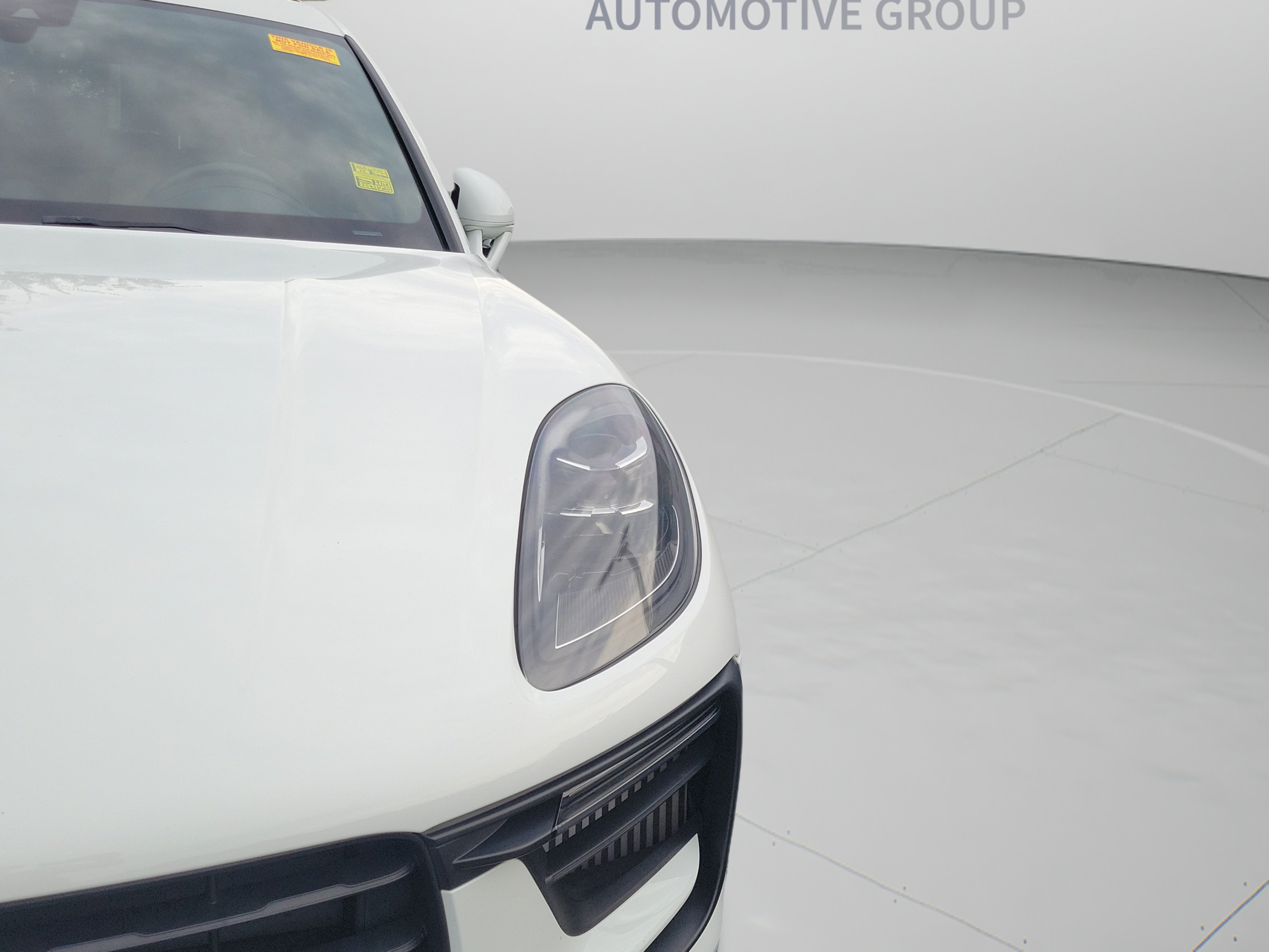 Used 2022 Porsche Macan S AWD/4WD image 13