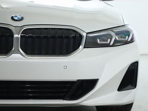 Certified 2025 BMW 330i xDrive Sedan w/ Premium Package image 7