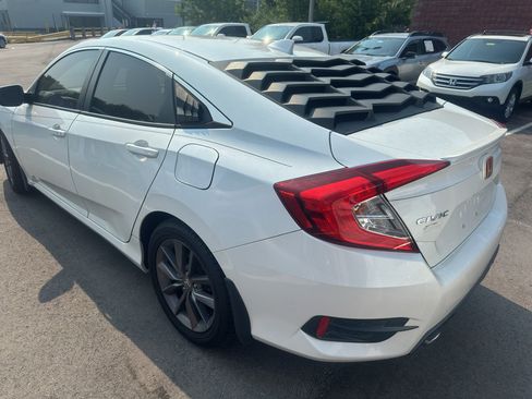 Used 2020 Honda Civic EX image 3