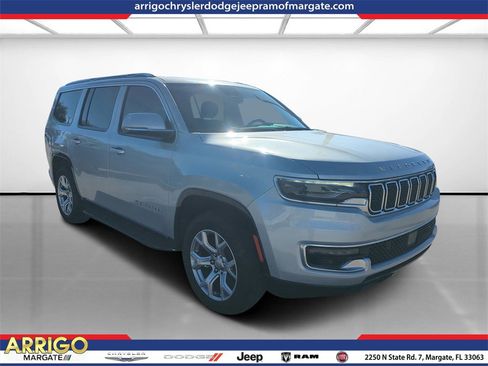 Used 2022 Jeep Wagoneer Series I w/ Premium Group I image 1