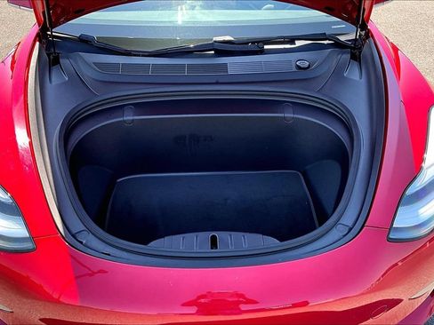 Used 2018 Tesla Model 3 Long Range AWD/4WD image 10