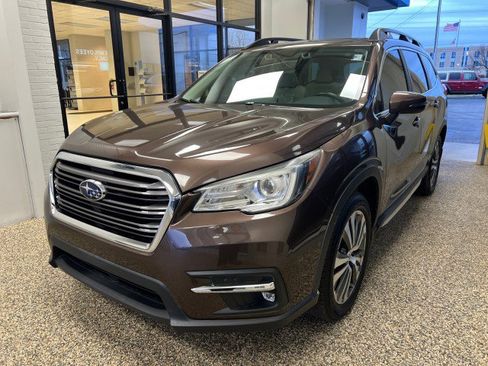 Used 2019 Subaru Ascent Limited w/ Popular Package #2A image 5
