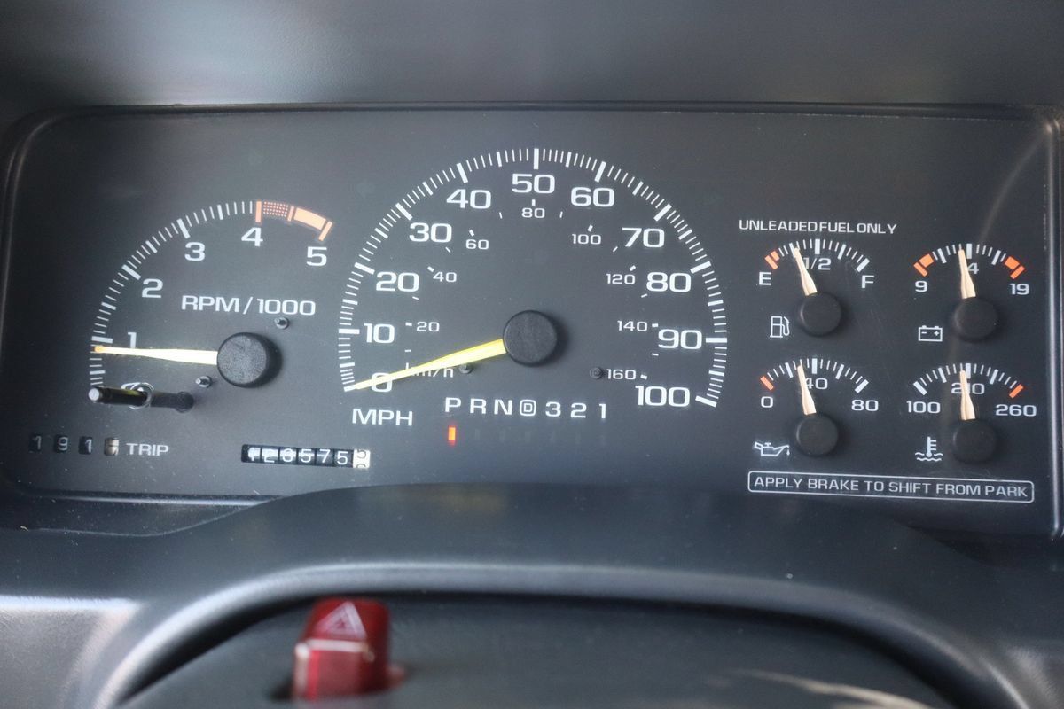 Used 1995 Chevrolet Silverado 2500 4x4 Extended Cab image 27