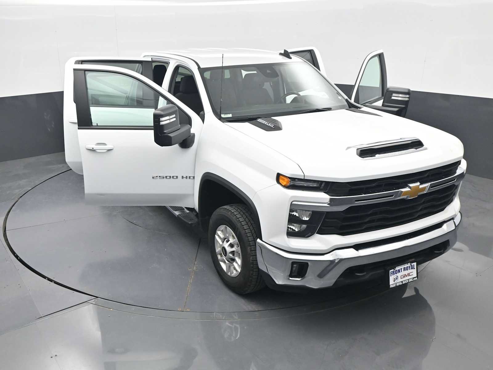 Used 2025 Chevrolet Silverado 2500 LT w/ Convenience Package AWD/4WD image 50