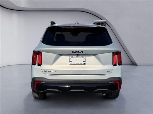 New 2026 Kia Sorento SX image 4