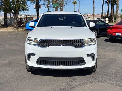 Used 2022 Dodge Durango SXT image 3