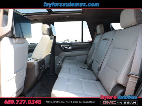 Used 2021 Chevrolet Tahoe Z71 w/ Luxury Package AWD/4WD image 6