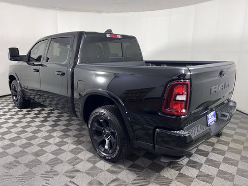 Used 2025 RAM 1500 Big Horn AWD/4WD image 10