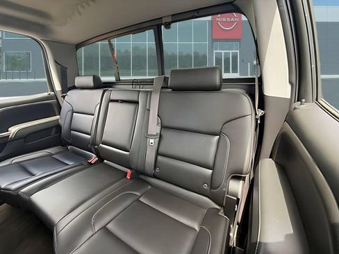 Used 2015 GMC Sierra 1500 SLT w/ SLT Crew Cab Value Package AWD/4WD image 27