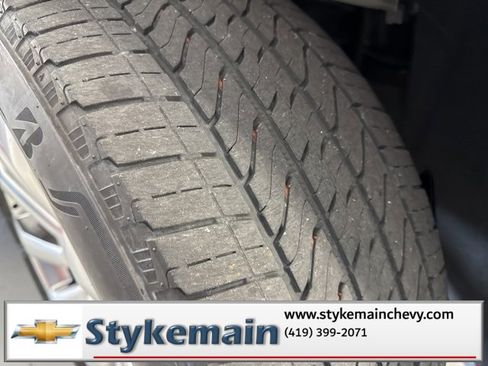 Used 2021 Chevrolet Tahoe LT w/ LT Signature Package image 26