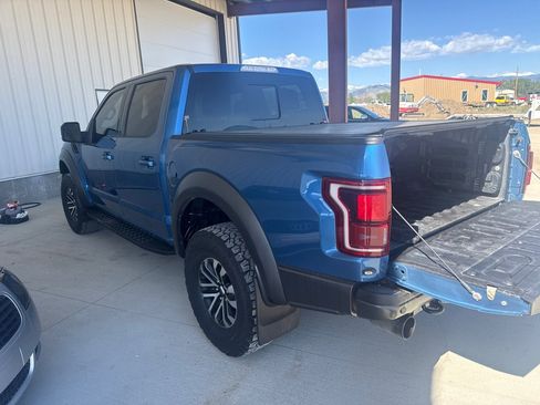 Used 2019 Ford F150 Raptor w/ Equipment Group 802A Luxury AWD/4WD image 6