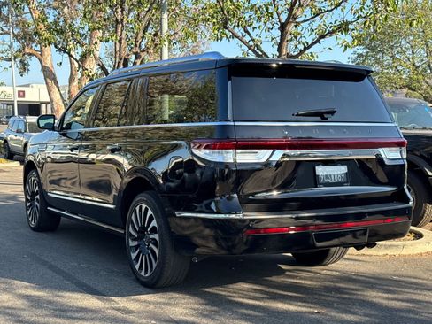 Used 2022 Lincoln Navigator L Black Label AWD/4WD image 6