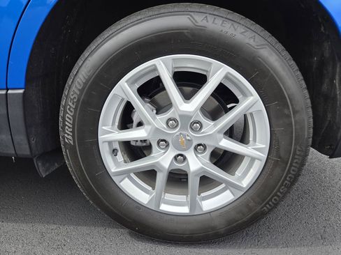 Used 2024 Chevrolet Equinox LS w/ LPO, Floor Liner Package AWD/4WD image 9
