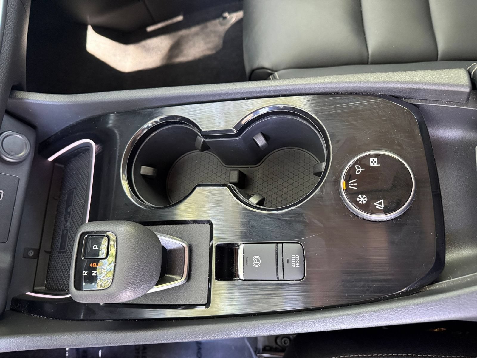 Used 2026 Nissan Rogue SL AWD/4WD image 40