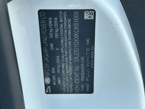 Used 2019 Jaguar F-TYPE Coupe RWD image 29