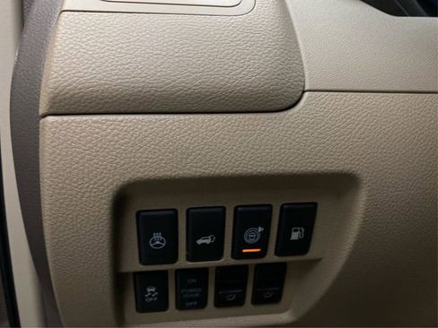 Used 2014 Nissan Murano LE w/ Platinum Edition Package image 23