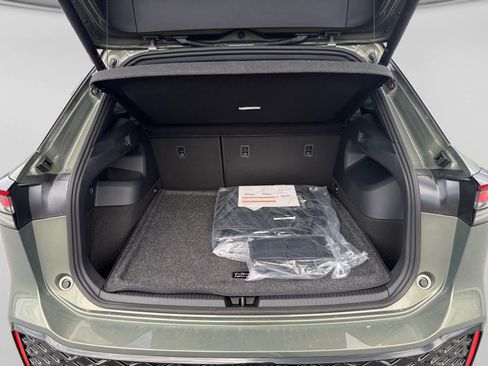 New 2026 Volkswagen Tiguan SEL R-Line AWD/4WD image 23