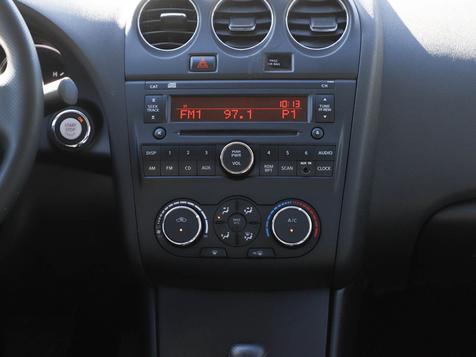 Used 2012 Nissan Altima 2.5 S FWD image 15
