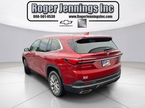 Used 2026 Buick Enclave Preferred FWD image 3