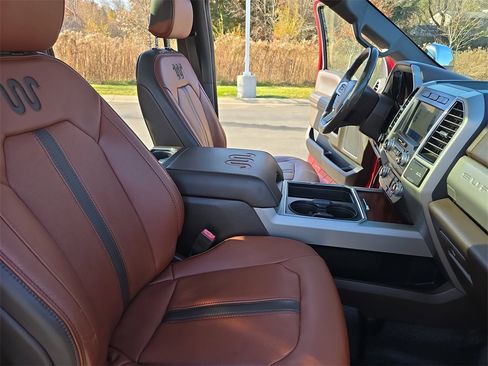 Used 2020 Ford F250 King Ranch w/ King Ranch Ultimate Package image 7