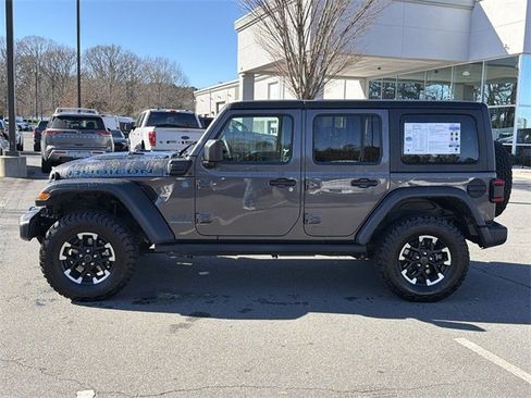 Used 2024 Jeep Wrangler Unlimited Rubicon 4xe image 10