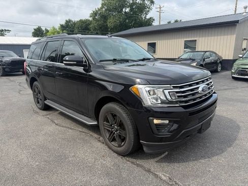 Used 2020 Ford Expedition XLT w/ Equipment Group 202A AWD/4WD image 7