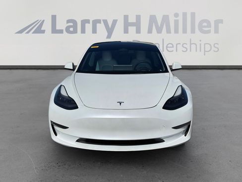 Used 2022 Tesla Model 3 Performance image 7