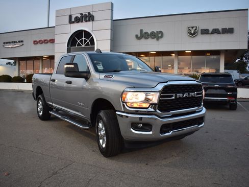 Used 2024 RAM 2500 Big Horn w/ Bed Utility Group image 24