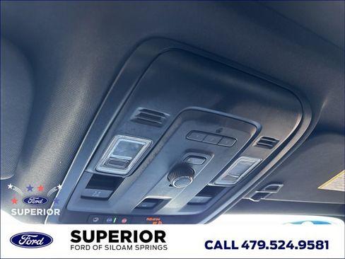 Used 2023 GMC Yukon SLT AWD/4WD image 47
